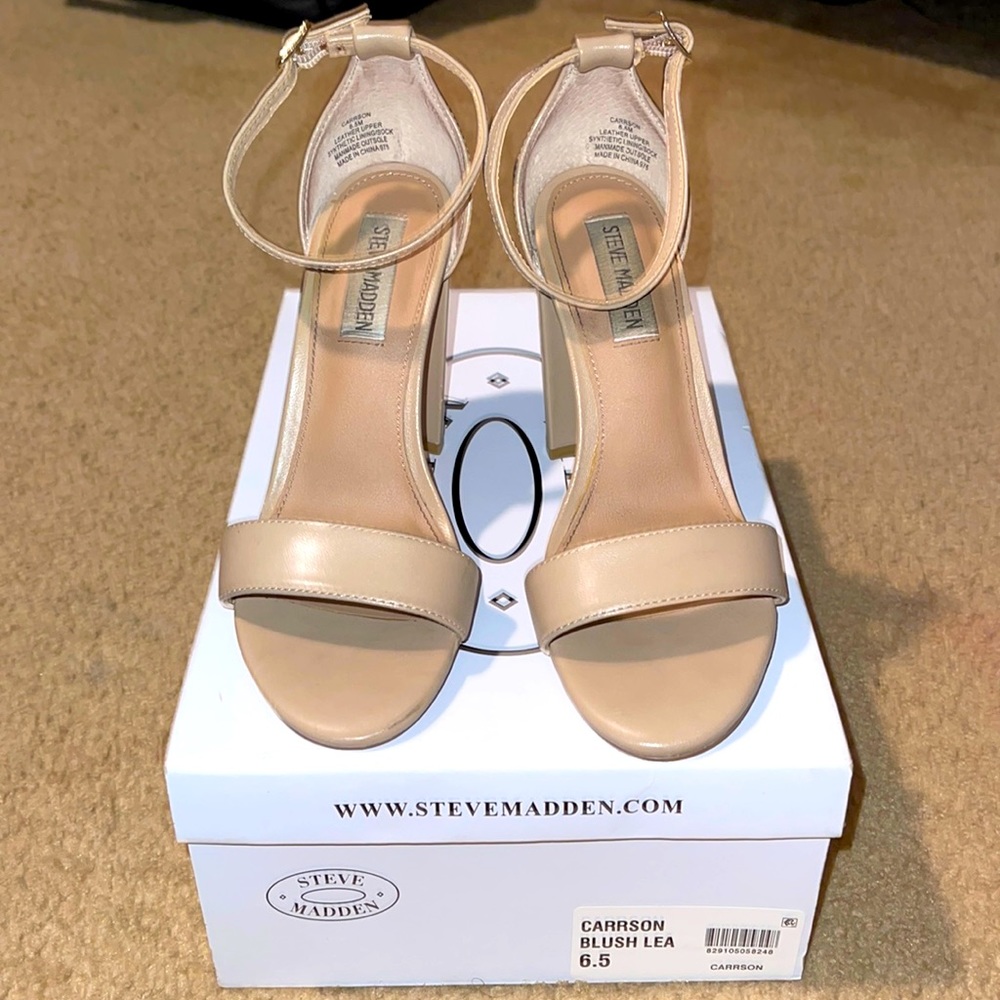 Steve Madden Carrson heels in blush leather